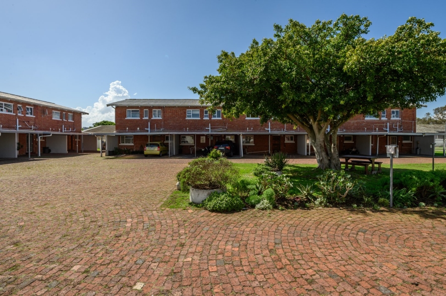 3 Bedroom Property for Sale in Kabega Park Eastern Cape